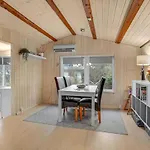 1 Bedroom In بيت للعطل Højby