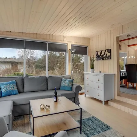 1 Bedroom In Holiday home *