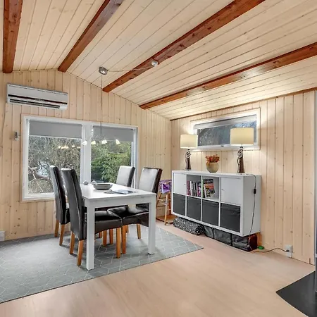 1 Bedroom In *