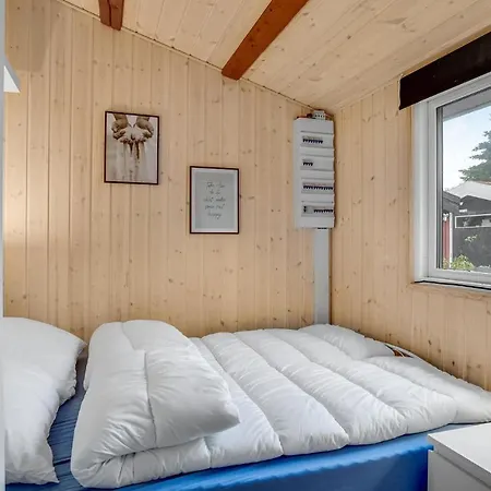1 Bedroom In *